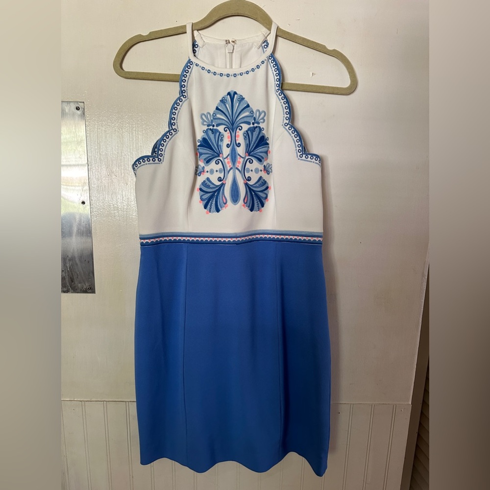 Lilly Pulitzer sleeveless white and blue! Very elegant! Great condition!